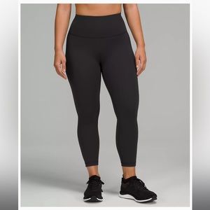 Lululemon Wunder Tain Leggings.